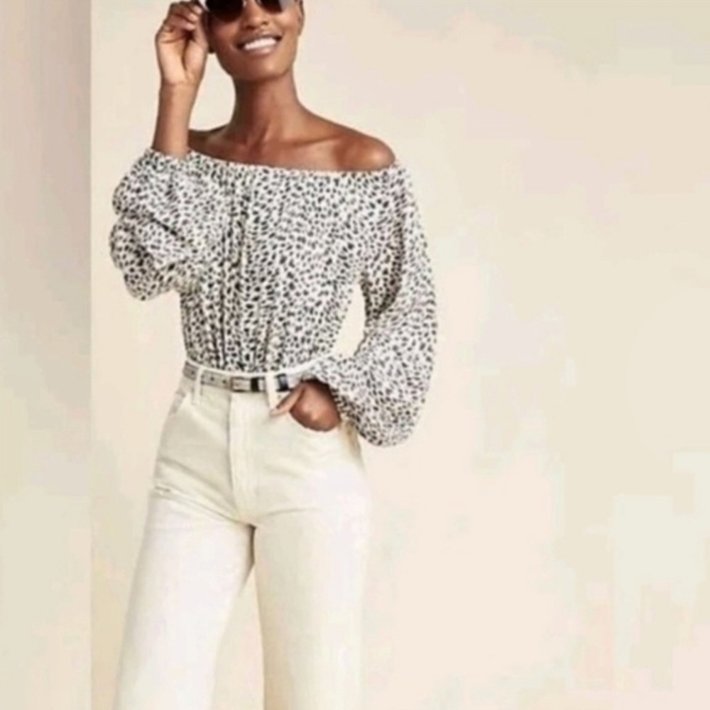 Anthropologie Leopard Print Off Shoulder Balloon Sleeve Top Small